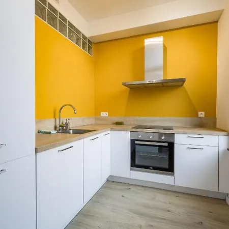 In - Chaleureux Dans Le Centre De * Huy