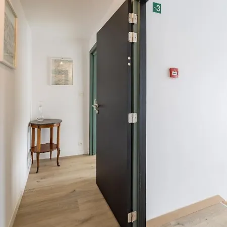 In - Chaleureux Dans Le Centre De Appartement *