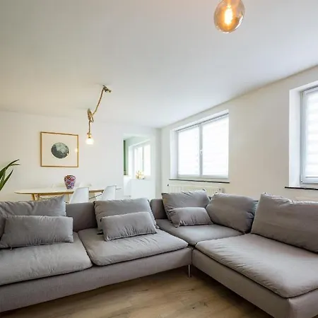 In - Chaleureux Dans Le Centre De *