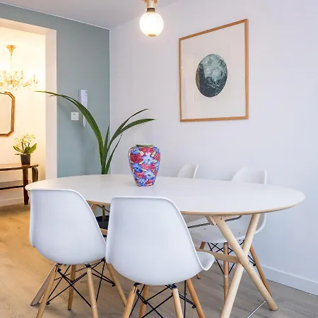 In - Chaleureux Dans Le Centre De * Hoei