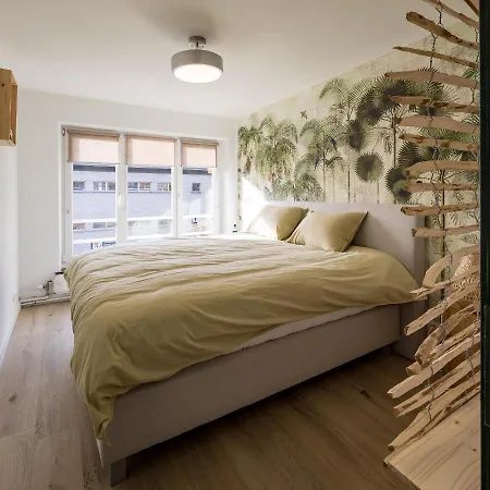 Appartement In - Chaleureux Dans Le Centre De Hoei