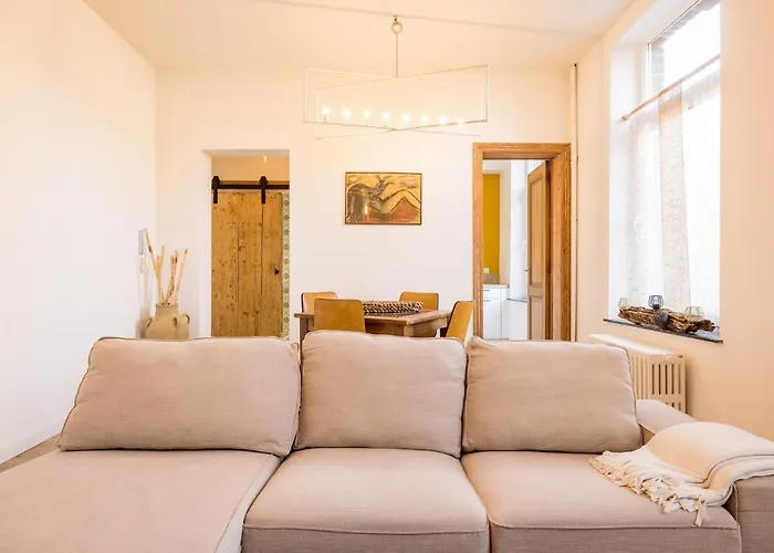 In - Chaleureux Dans Le Centre De Apartament